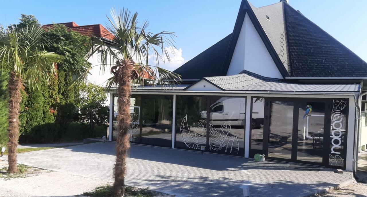 Zöldház Panzió Gyenesdiás Exterior foto